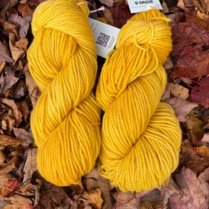 hand dyed worsted wool yarn: maine romeldale sheep, artisan fiber grey & white (copy)