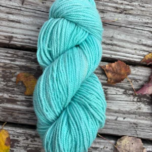 hand dyed worsted wool yarn: maine romeldale sheep, artisan fiber turqoise