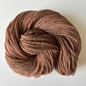 handspun rambouillet yarn – pam’s fleece | heavy worsted weight | hand dyed green | lanolin rich (copy)